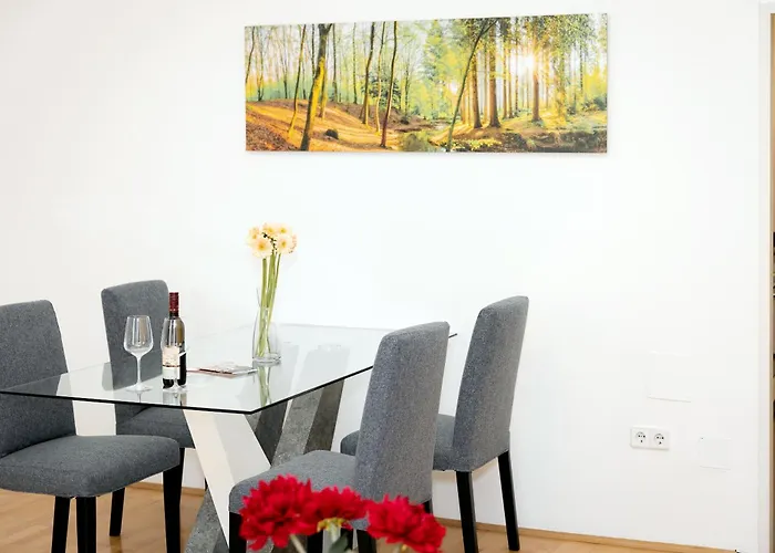 Spacious Apartman